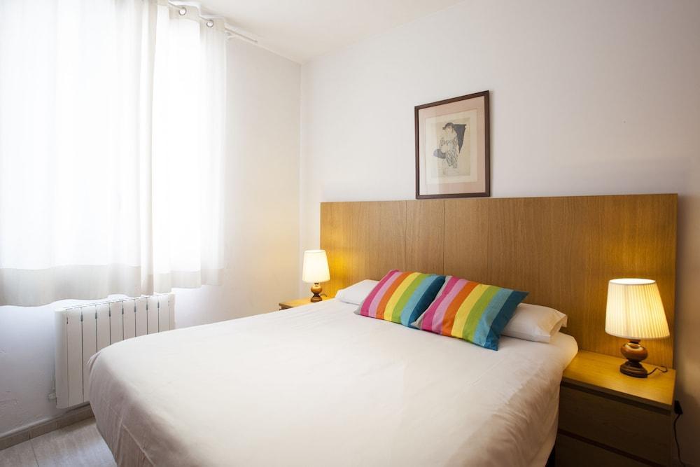 Las Ramblas Pasaje Bacardi Apartments Barcelona Bagian luar foto